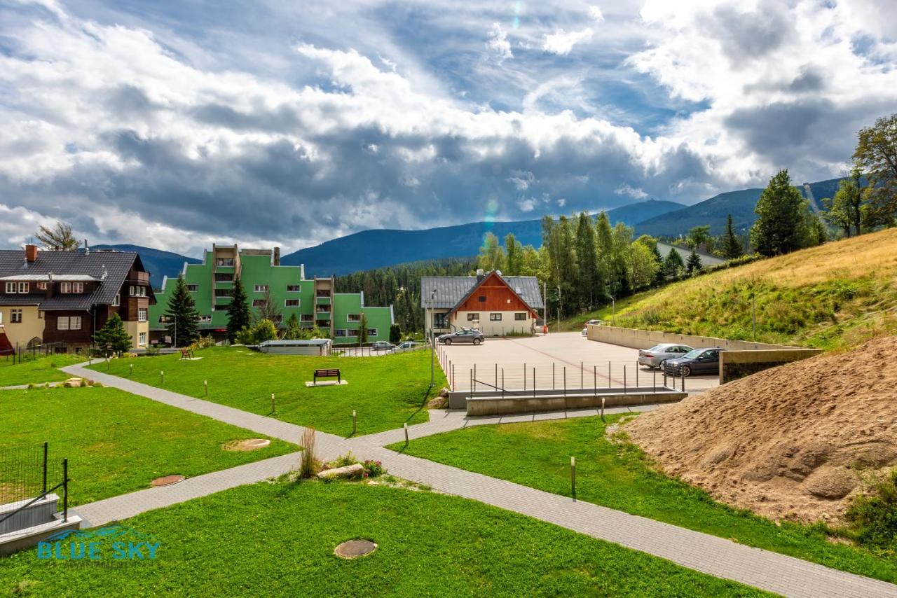 Apartamenty Bluesky - Karkonoska 13, Z Widokiem Na Gory, Blisko Szlakow I Wyciagow, W Zielonej Okolicy Karpacz Exterior photo